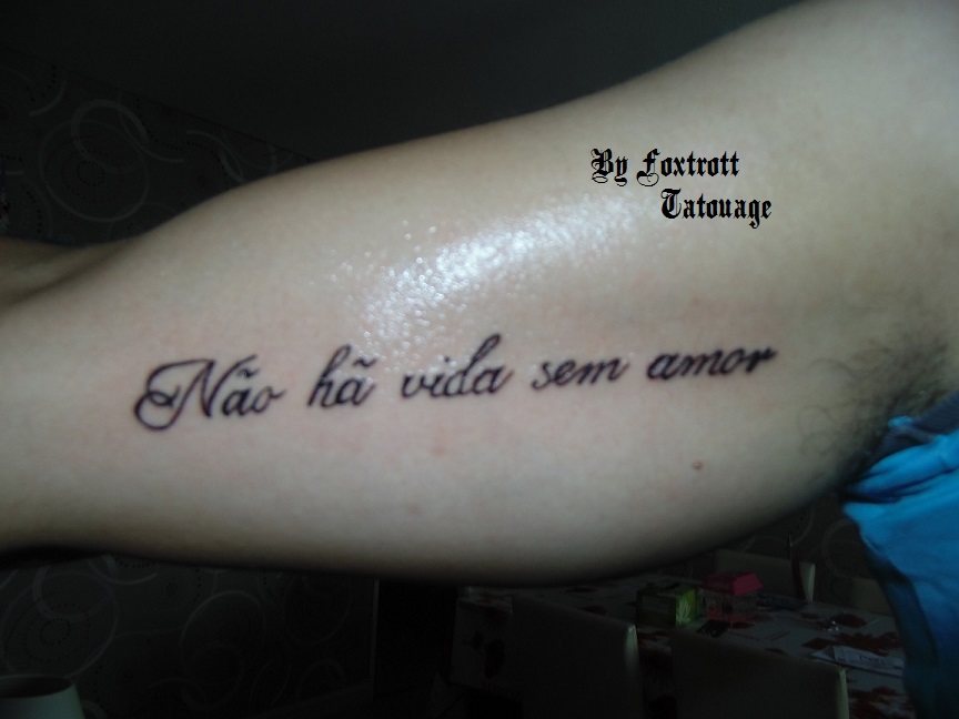 tatouage phrase famille portugais