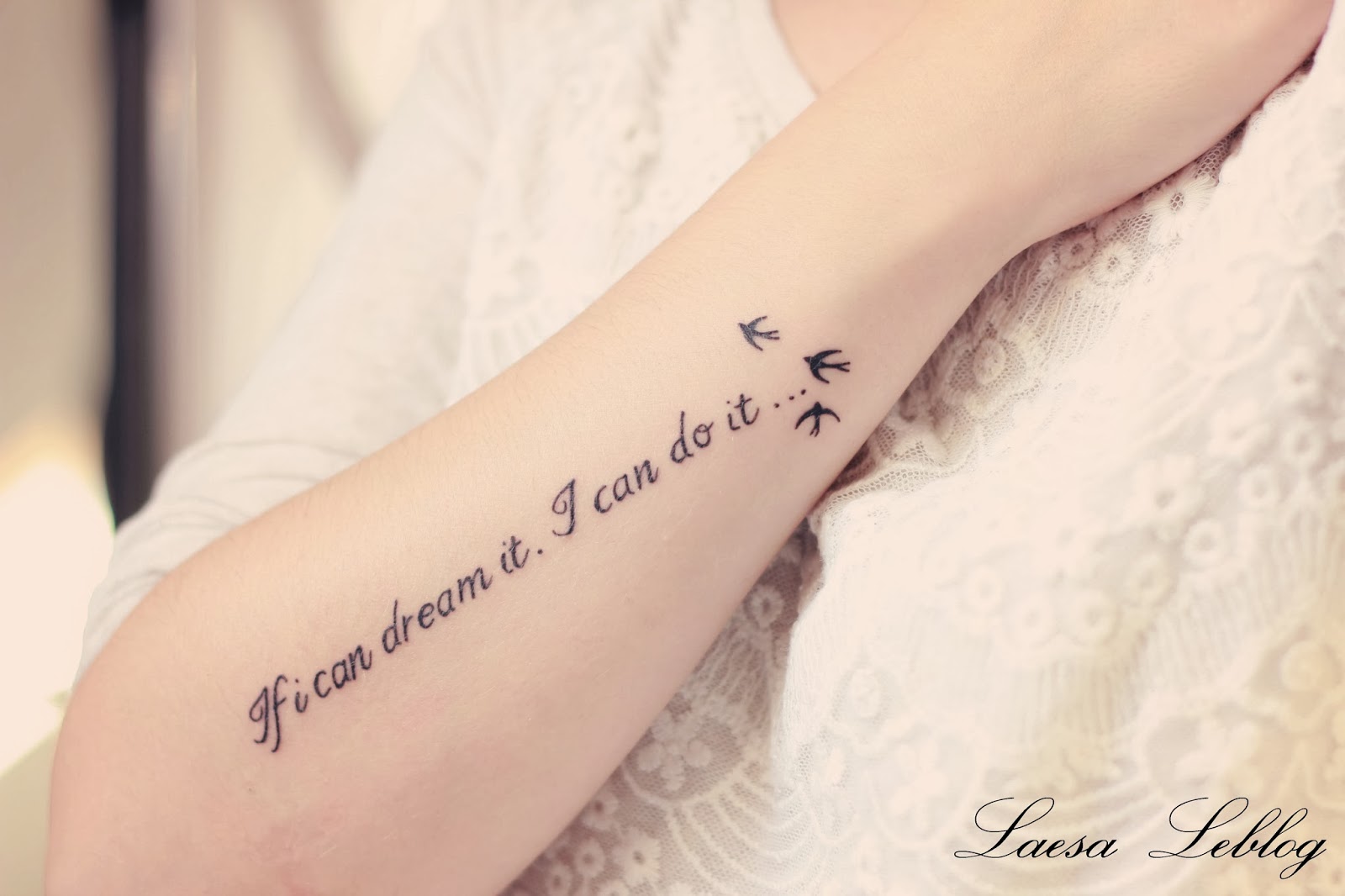 tatouage phrase francais anglais