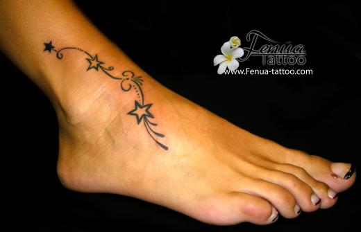 tatouage pied femme