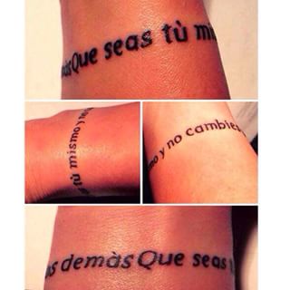 tatouage poignet phrase espagnol