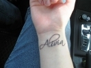 tatouage poignet prenom mathis