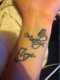 tatouage poignet prenom timéo