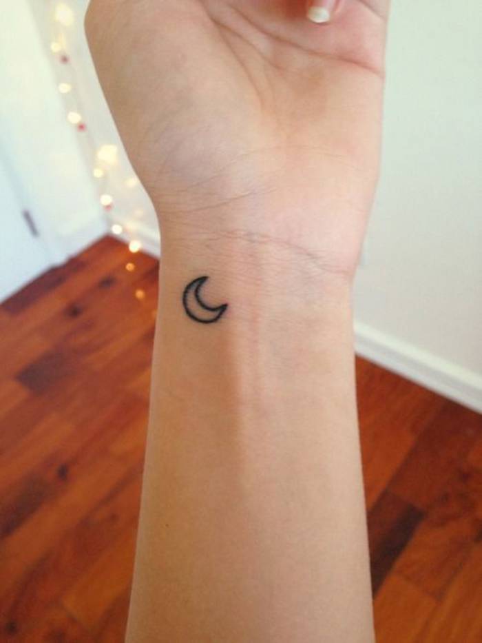 tatouage poignets