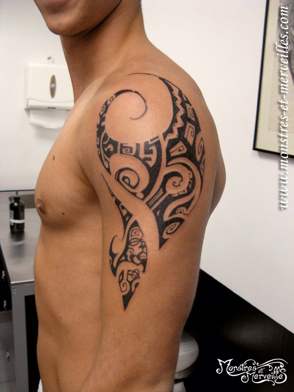 tatouage polynésien