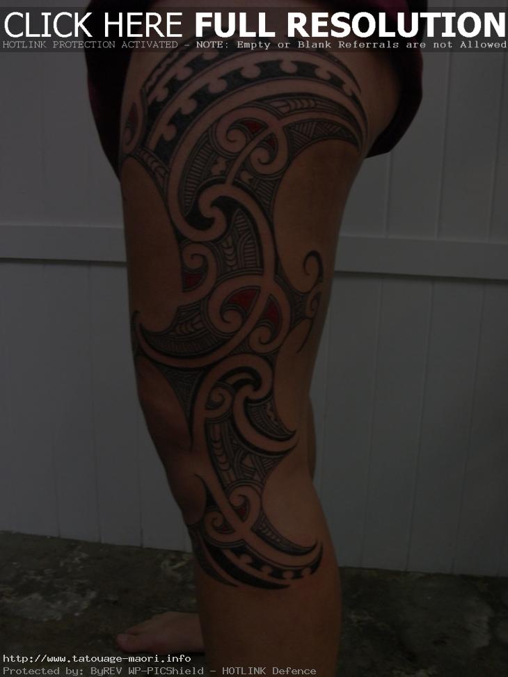 tatouage polynésien cuisse homme