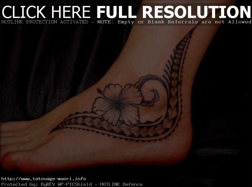 tatouage polynésien femme cheville