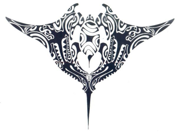 Tatouage polynésien raie manta