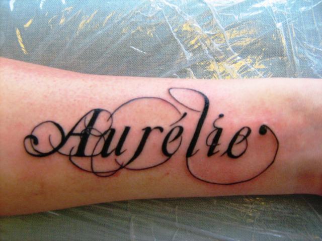 tatouage prenom en gothique