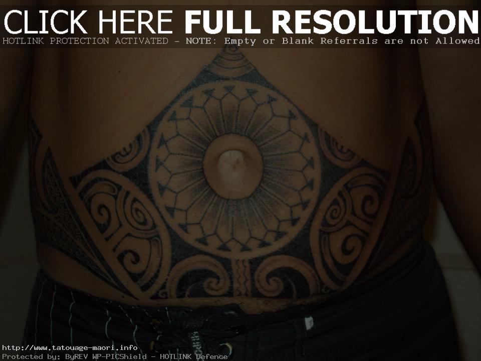tatouage tahitien ventre
