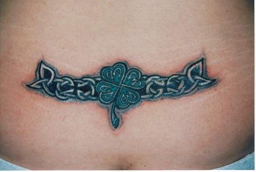 tatouage trefle celtique