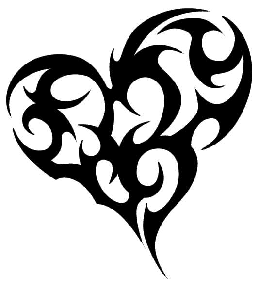 tatouage tribal avec un coeur