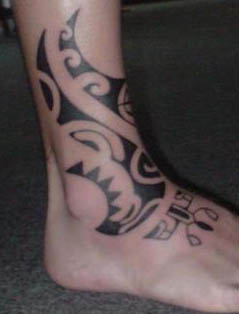 tatouage tribal cheville homme