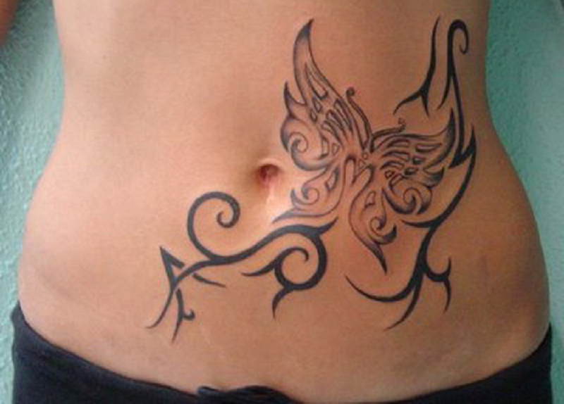 tatouage tribal femme
