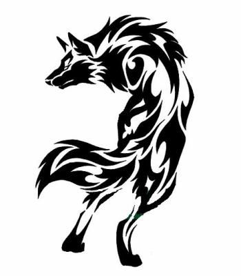 tatouage tribal loup