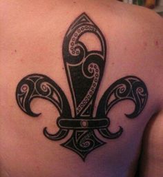 tatouage tribal quebec
