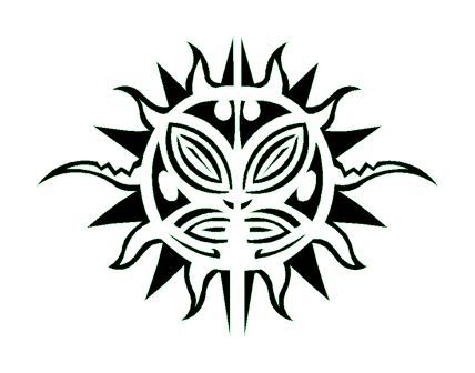 tatouage tribal soleil
