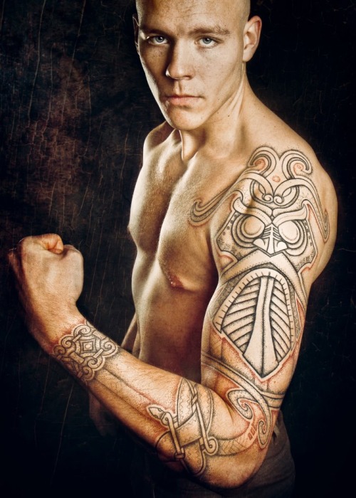 tatouage tribal unique