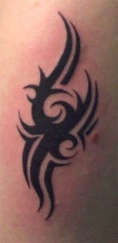 tatouage tribal zazie