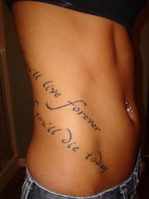 tatouage ventre dos