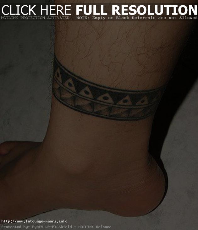 tatouages chevilles hommes