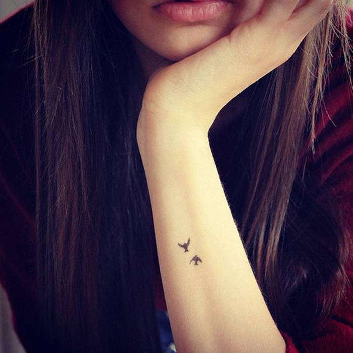 tattoo discret bras