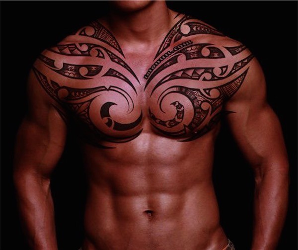 tattoo pectoraux