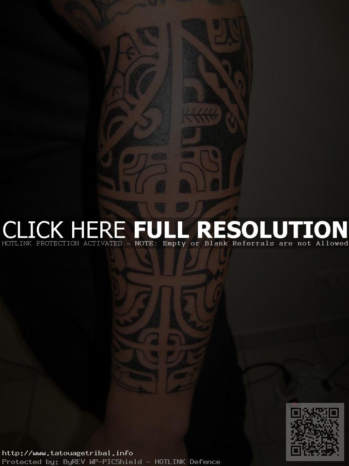 tattoo polynésien avant bras