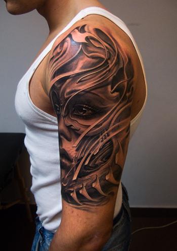 tattoo tribal biomécanique
