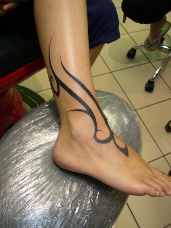 tattoo tribal cheville