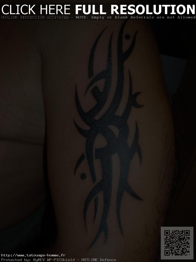 tattoo tribal discret
